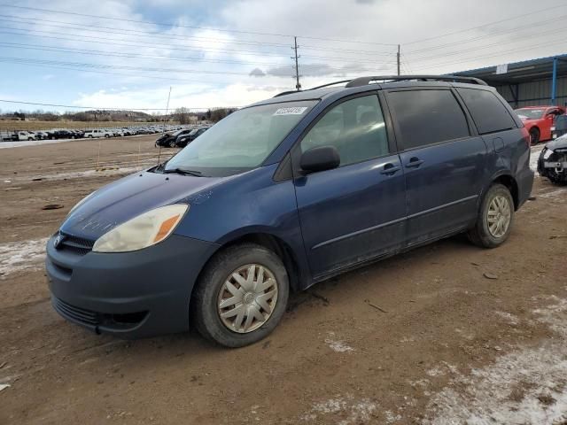 2005 Toyota Sienna CE