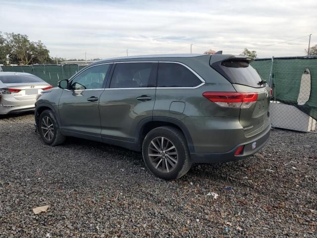 2018 Toyota Highlander SE