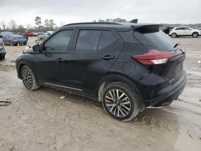 2021 Nissan Kicks SR