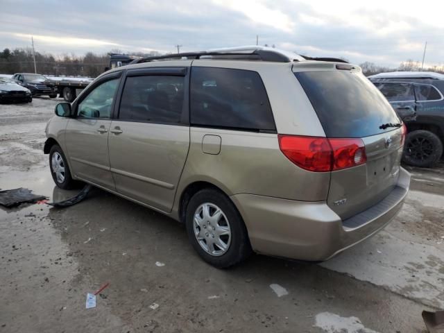 2009 Toyota Sienna CE