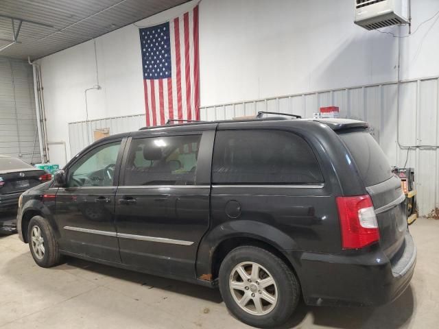 2011 Chrysler Town & Country Touring L