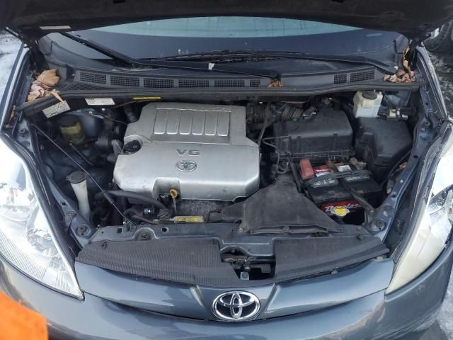 2008 Toyota Sienna XLE