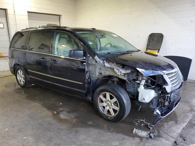 2010 Chrysler Town & Country Touring