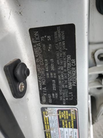 2007 KIA Rondo Base