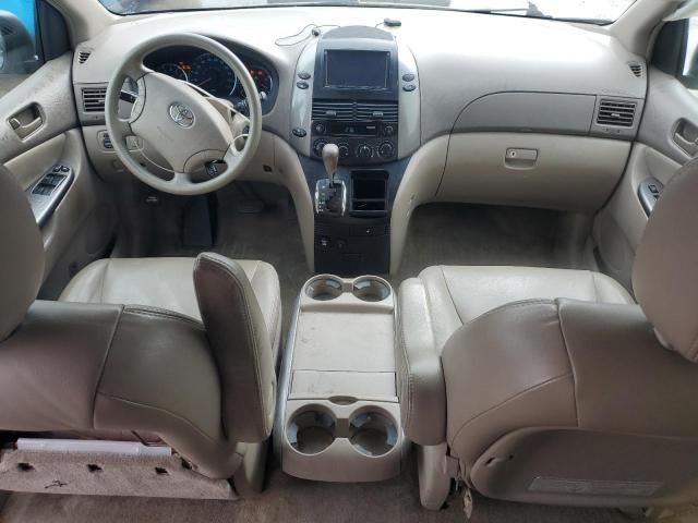 2008 Toyota Sienna CE