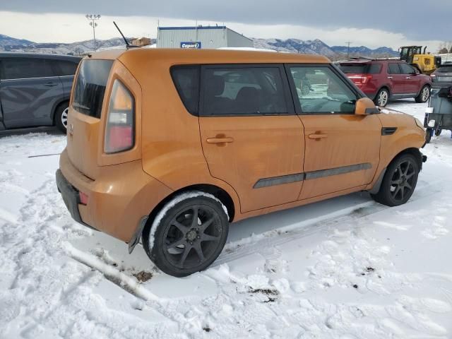 2011 KIA Soul +