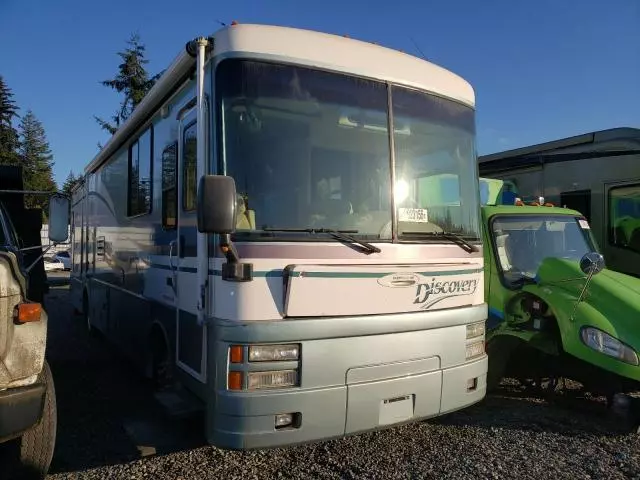 2000 Freightliner Chassis X Line Motor Home