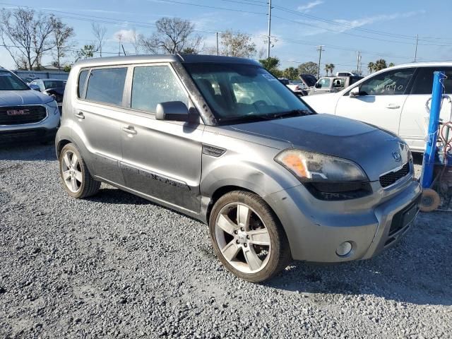 2011 KIA Soul +