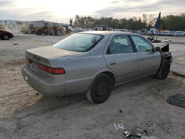 1999 Toyota Camry LE