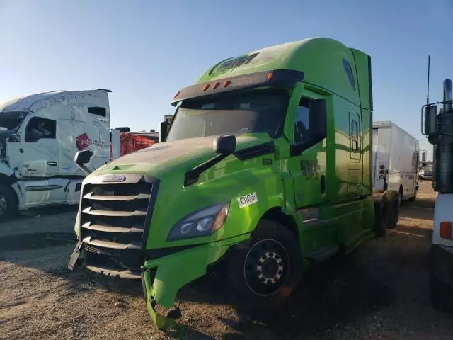 2022 Freightliner Cascadia 126