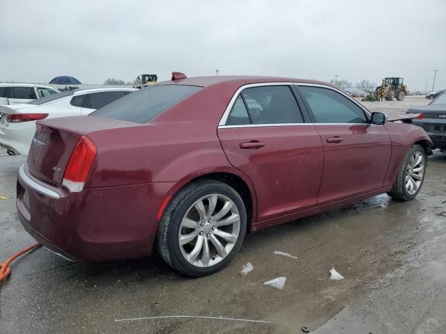 2018 Chrysler 300 Touring