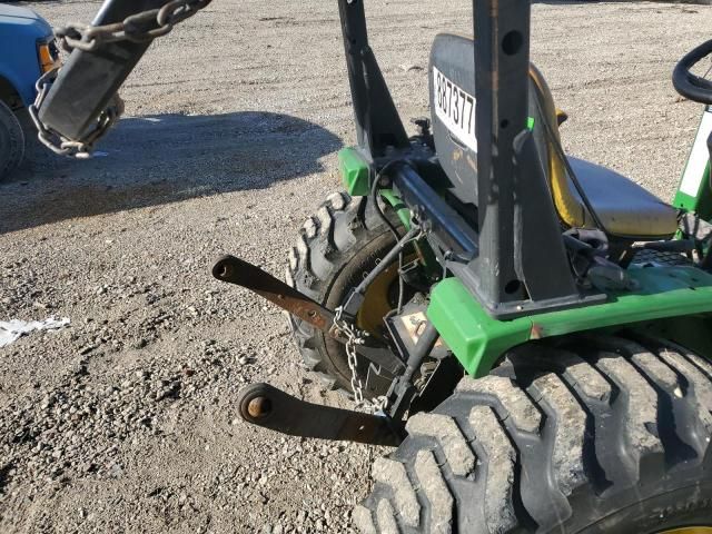 2004 John Deere Tractor