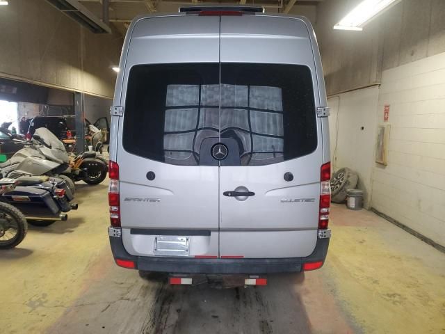 2014 Mercedes-Benz Sprinter 2500