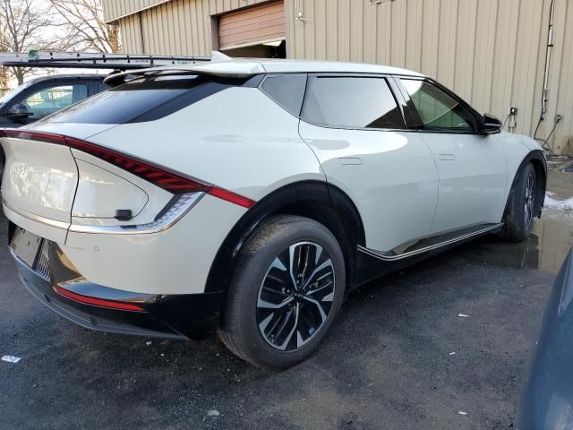 2023 KIA EV6 Light