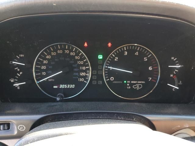 2005 Lexus LX 470