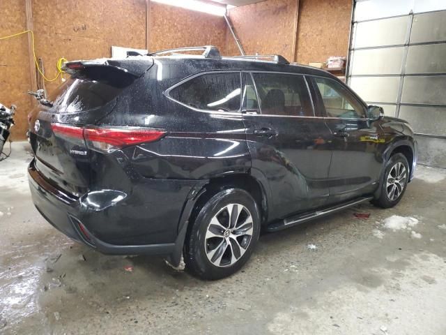 2020 Toyota Highlander Hybrid XLE