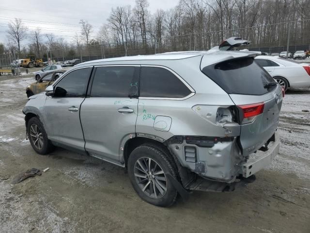 2019 Toyota Highlander SE