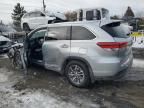 2017 Toyota Highlander SE