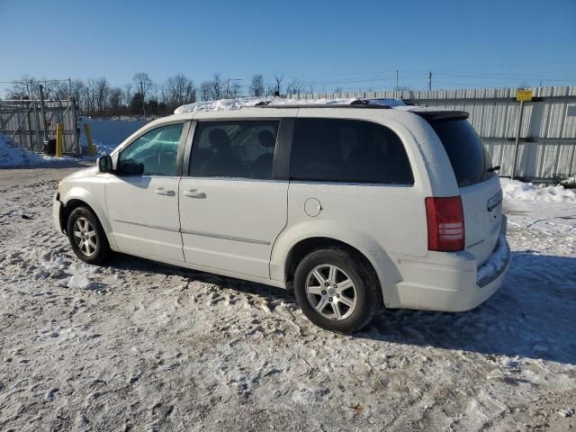 2009 Chrysler Town & Country Touring