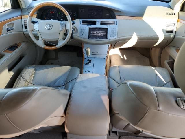 2005 Toyota Avalon XL