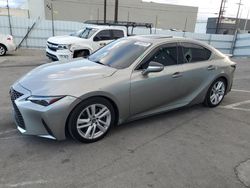 Carros salvage a la venta en subasta: 2021 Lexus IS 300