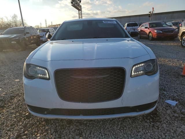 2021 Chrysler 300 Touring