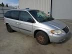 2007 Chrysler Town & Country LX