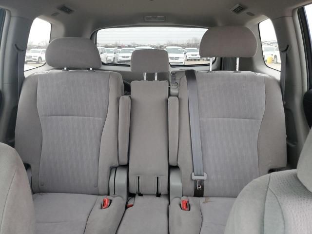 2011 Toyota Highlander Base