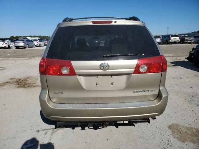 2006 Toyota Sienna XLE