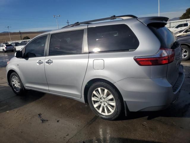 2016 Toyota Sienna XLE