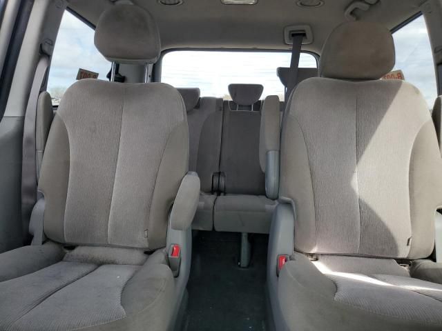 2014 KIA Sedona LX