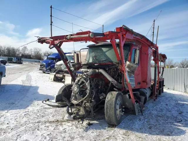 2025 Peterbilt 589