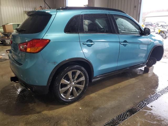 2013 Mitsubishi Outlander Sport LE