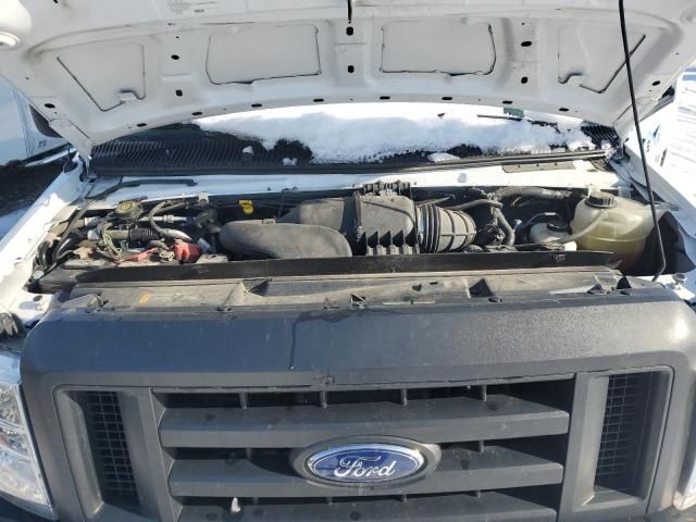 2019 Ford Econoline E350 Super Duty Cutaway Van