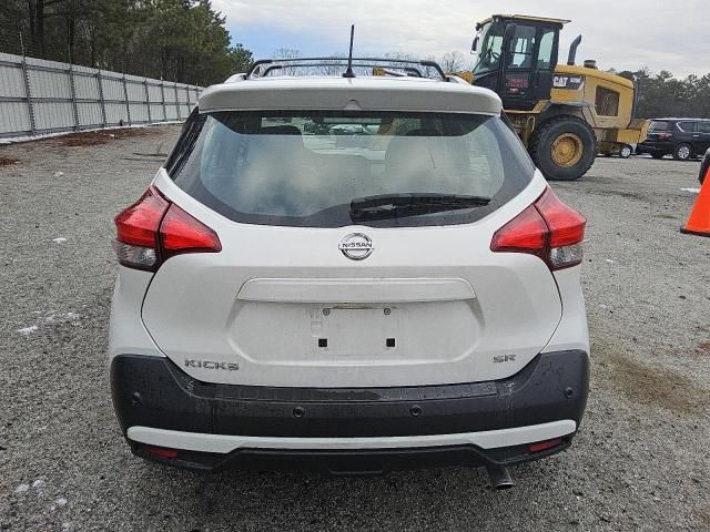 2020 Nissan Kicks SR