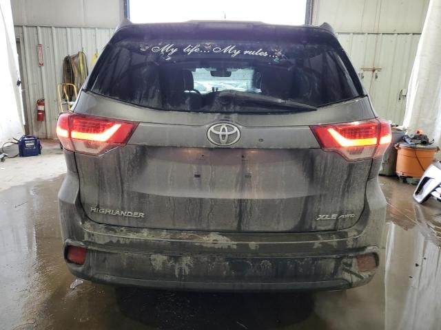 2018 Toyota Highlander SE