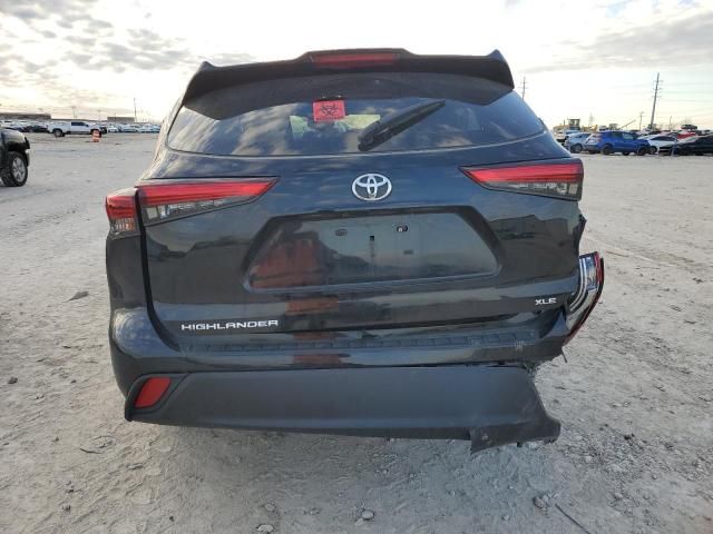 2022 Toyota Highlander XLE