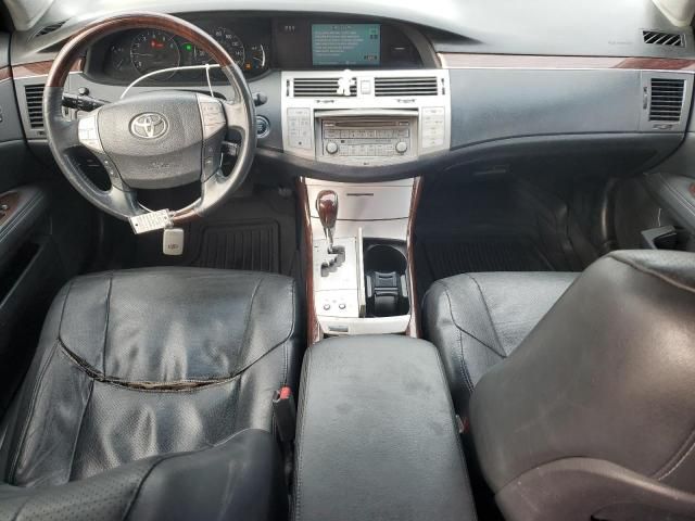 2010 Toyota Avalon XL