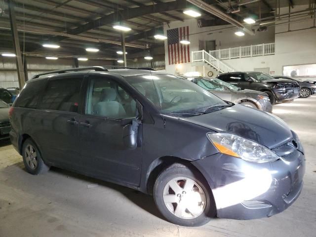 2008 Toyota Sienna CE