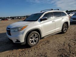 SUV salvage a la venta en subasta: 2014 Toyota Highlander XLE