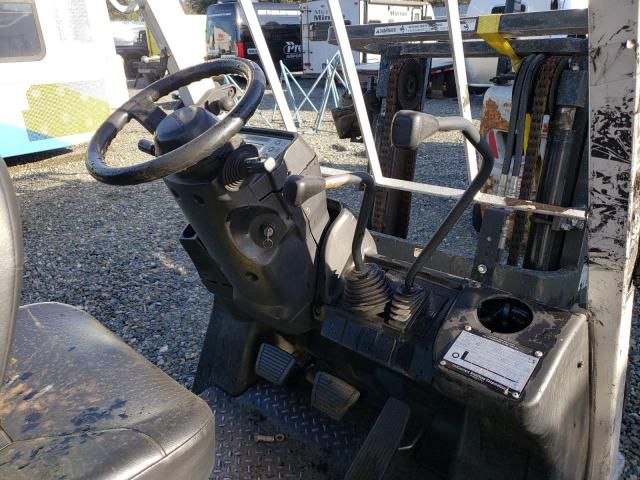 2015 Nissan Forklift 5000 LB