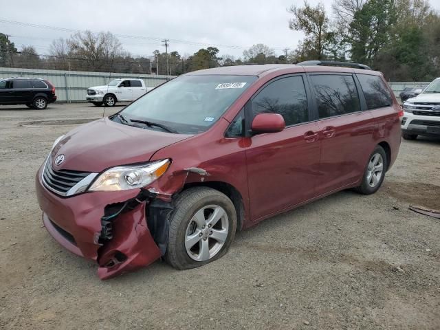 2011 Toyota Sienna LE