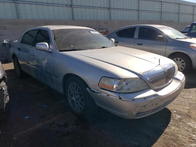 2004 Lincoln Town Car Ultimate