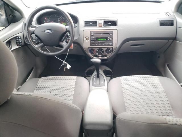 2005 Ford Focus ZX4