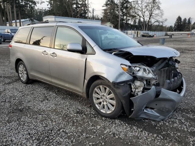 2011 Toyota Sienna XLE