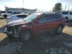 Carros salvage sin ofertas aún a la venta en subasta: 2017 Jeep Cherokee Latitude