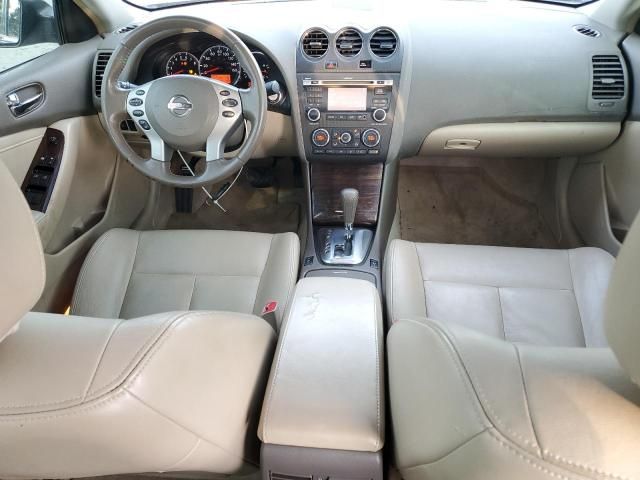 2010 Nissan Altima SR