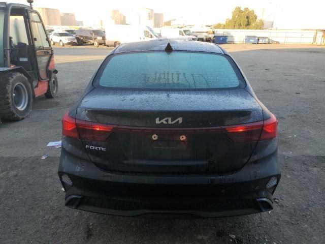 2023 KIA Forte LX