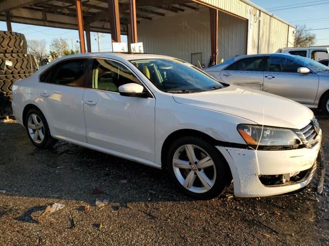 2013 Volkswagen Passat SE