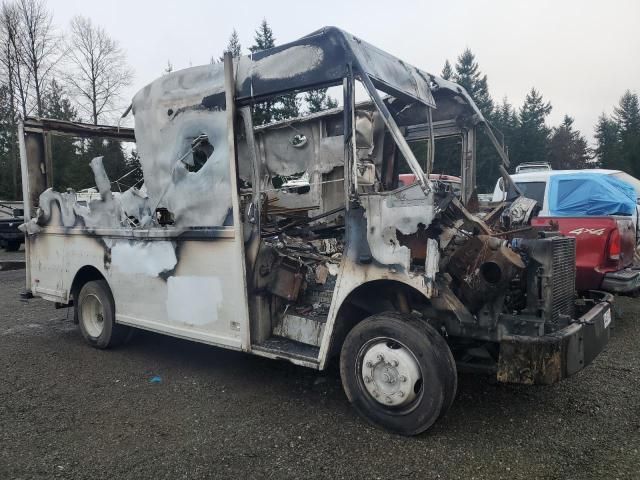 2006 Freightliner Chassis M Line WALK-IN Van